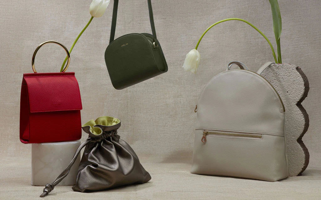 Bags and Celebrities: Unveiling the Iconic Love Affair